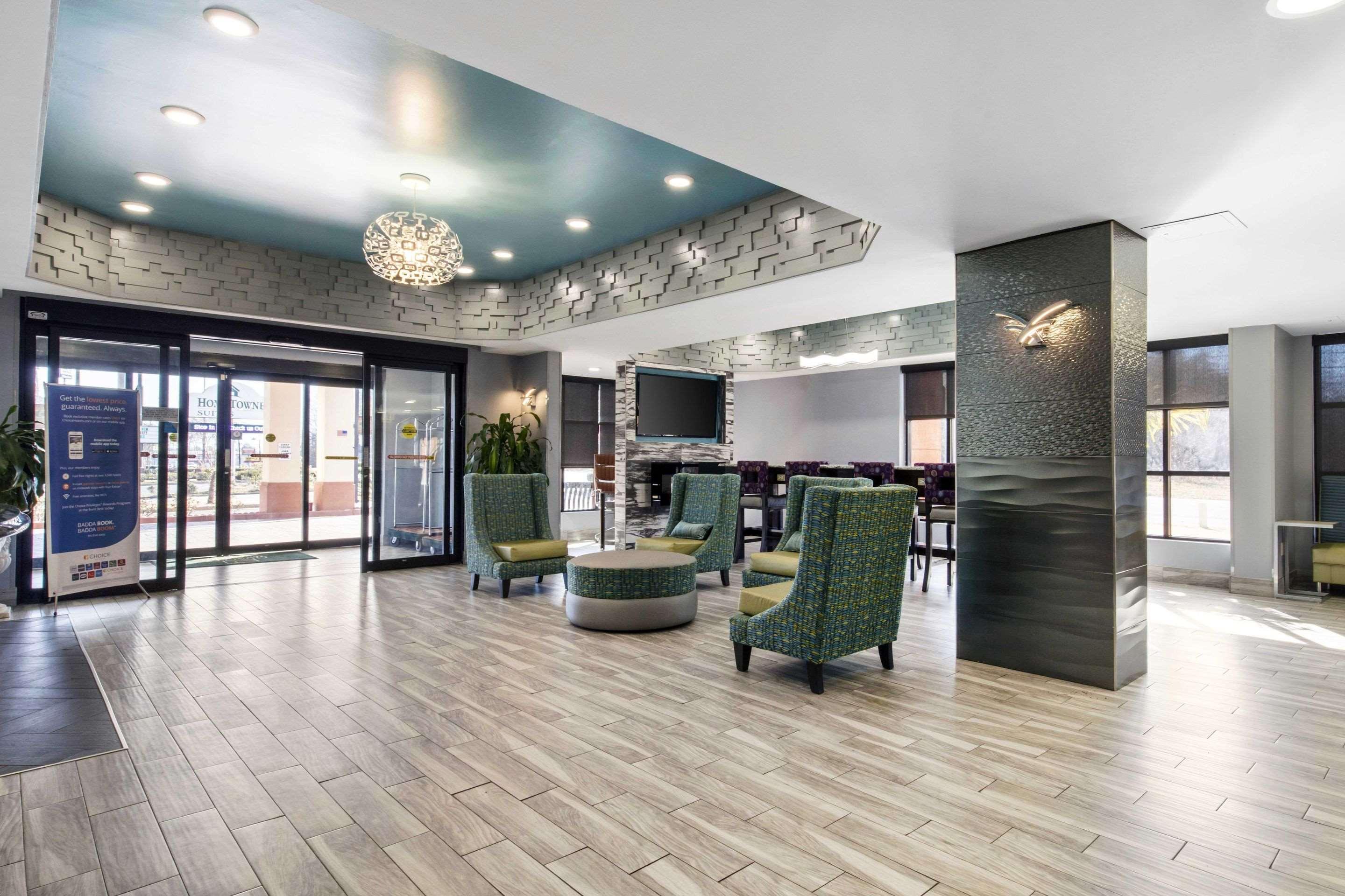 Quality Inn & Suites Montgomery East Carmichael Rd Экстерьер фото