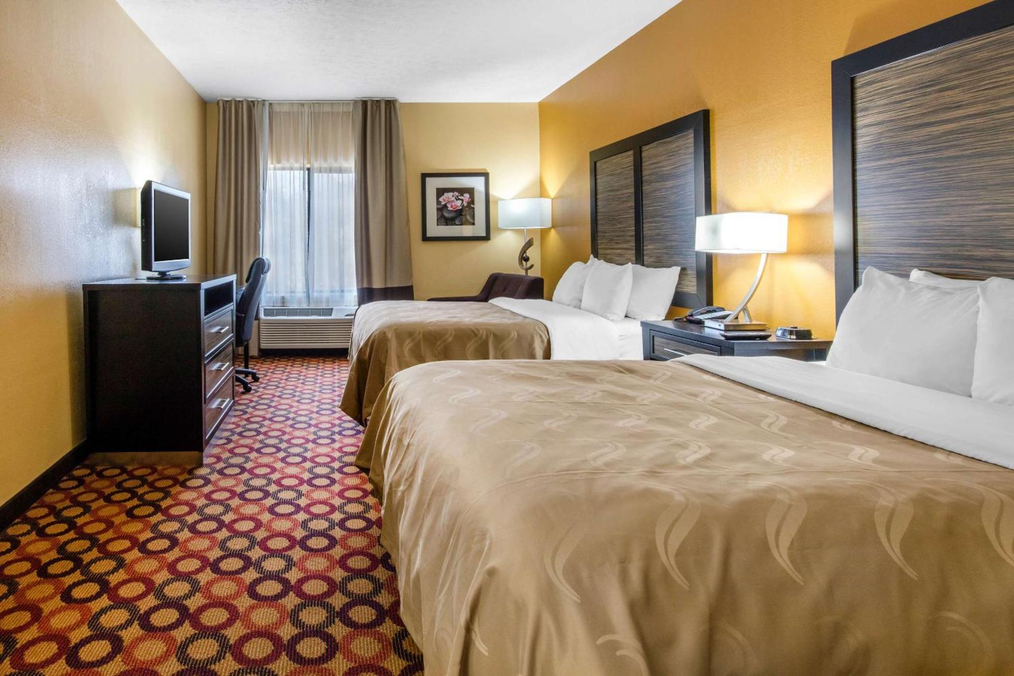 Quality Inn & Suites Montgomery East Carmichael Rd Экстерьер фото