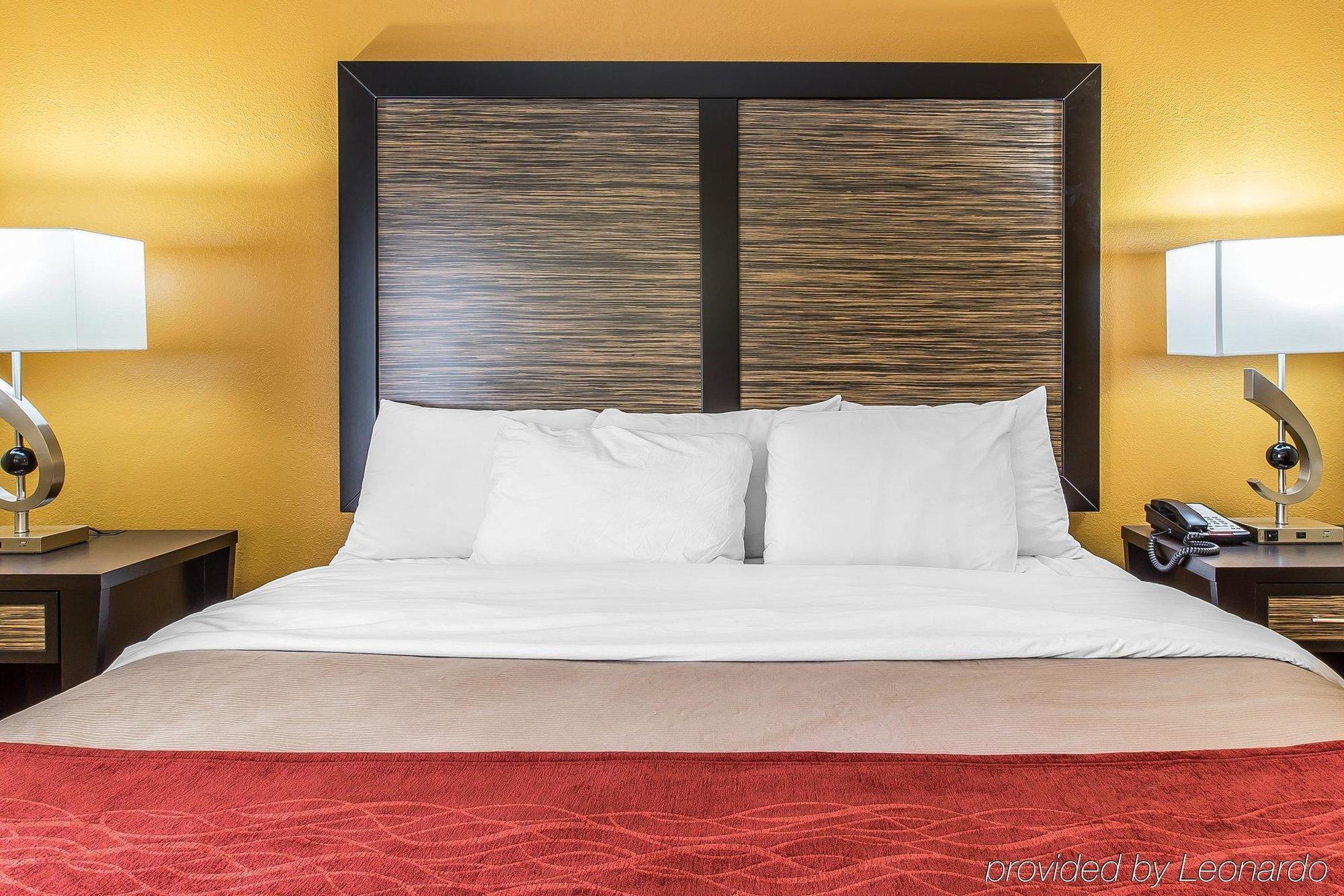 Quality Inn & Suites Montgomery East Carmichael Rd Экстерьер фото